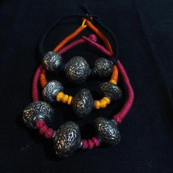 ANTIQUE STYLE NECKLACE