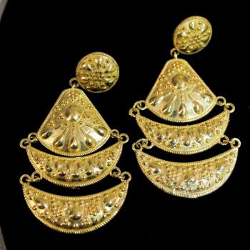 ETHNIC EARRING