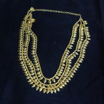 ETHNIC NECKLACE