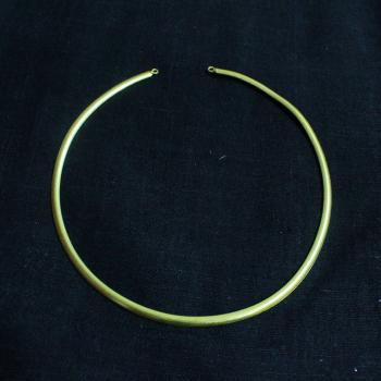 ETHNIC NECKLACE