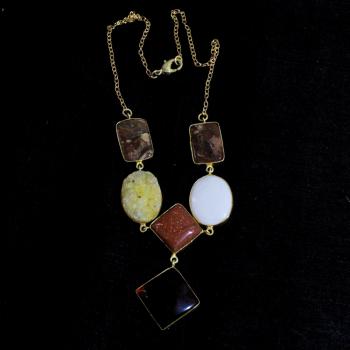 ETHNIC NECKLACE
