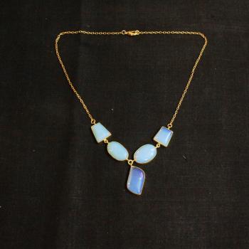 ETHNIC NECKLACE