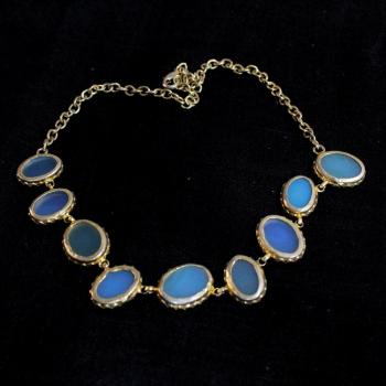 ETHNIC NECKLACE