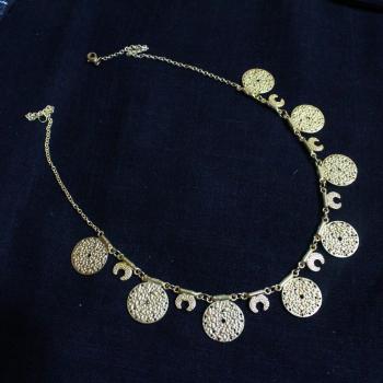 ETHNIC NECKLACE