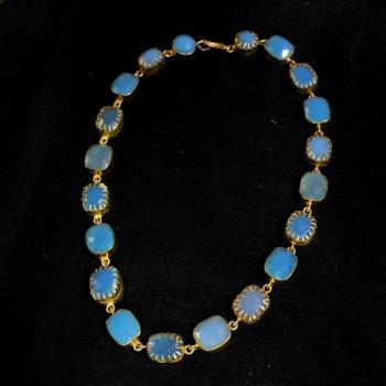 ETHNIC NECKLACE