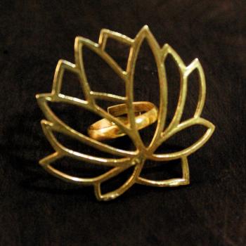 ETHNIC RING
