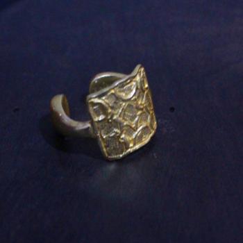 ETHNIC RING