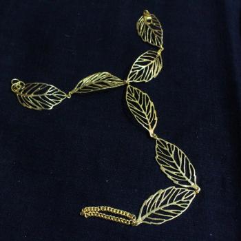 ETHNIC HAND HARNESS