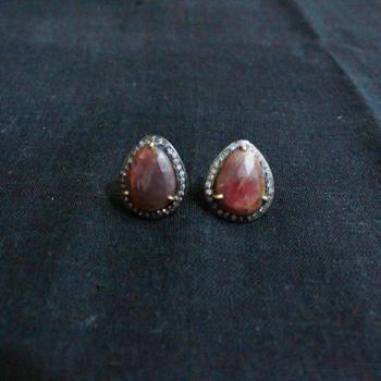SAPPHIRE EARRING
