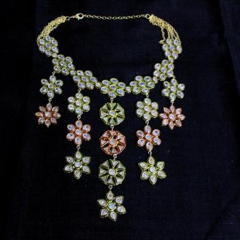 Traditional Necklace - Pendant
