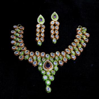 Traditional Necklace - Pendant