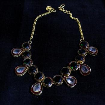 Traditional Necklace - Pendant