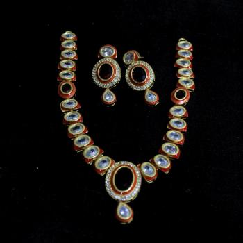 Traditional Necklace - Pendant
