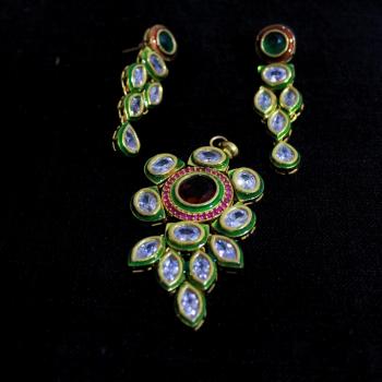 Traditional Necklace - Pendant