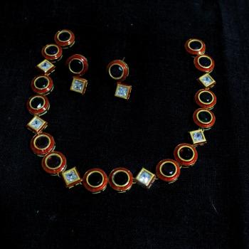 Traditional Necklace - Pendant