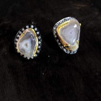 AGATE EARRING 