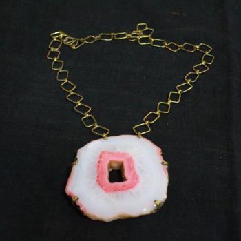 AGATE NECKLACE