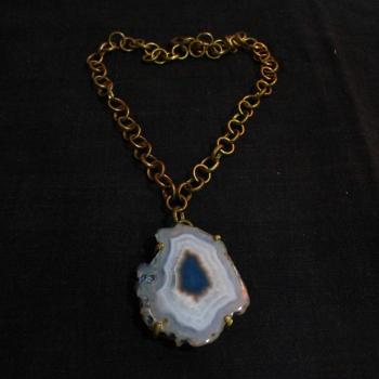AGATE NECKLACE