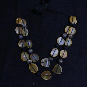 AGATE NECKLACE