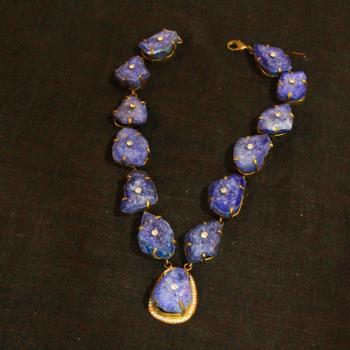 AGATE NECKLACE