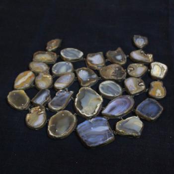AGATE NECKLACE