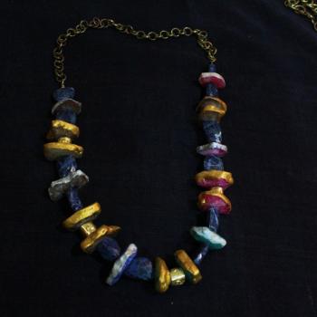 AGATE NECKLACE