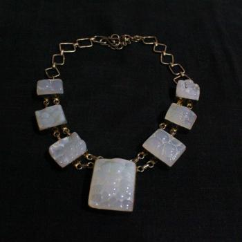 AGATE NECKLACE