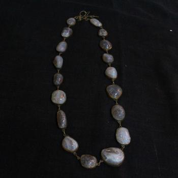 AGATE NECKLACE