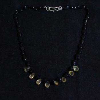AGATE NECKLACE