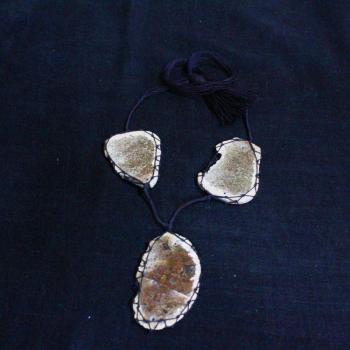 AGATE NECKLACE