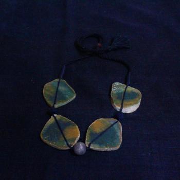 AGATE NECKLACE
