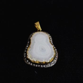 AGATE NECKLACE