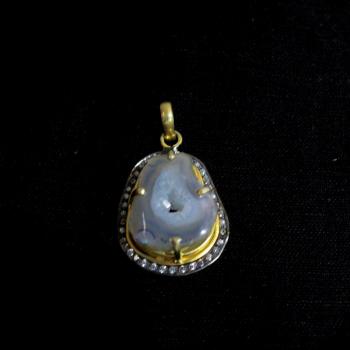 AGATE NECKLACE